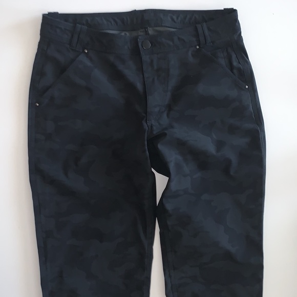 Lululemon Camo Daytrip Pants 6 - Picture 4 of 7
